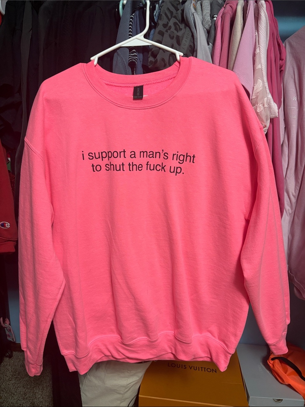 Gildan Pink Graphic Crewneck Sweatshirt